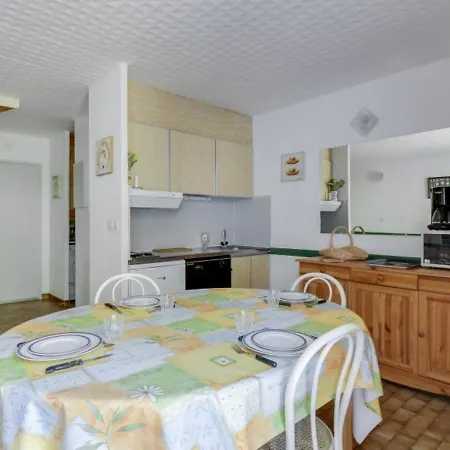 Apartmán T3 Pour 6 Pers Avec Balcon, Parking Et Wifi, Proche Des Stations De Ski - - Fr-1-402-44 *