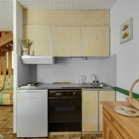 Apartmán T3 Pour 6 Pers Avec Balcon, Parking Et Wifi, Proche Des Stations De Ski - - Fr-1-402-44